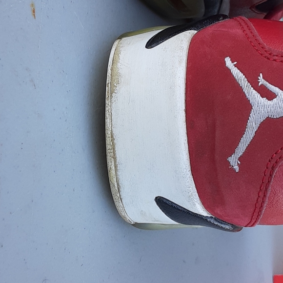 Shoes - Picture 7 of 10